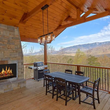 Misty Mountain Adventure Lodge Гатлинбург Экстерьер фото