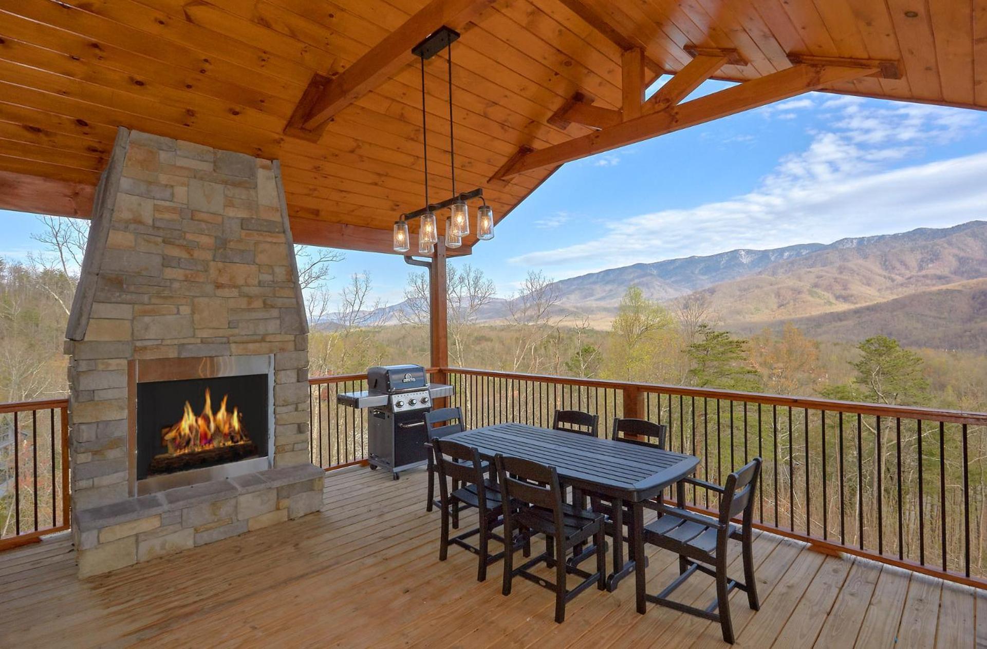 Misty Mountain Adventure Lodge Гатлинбург Экстерьер фото