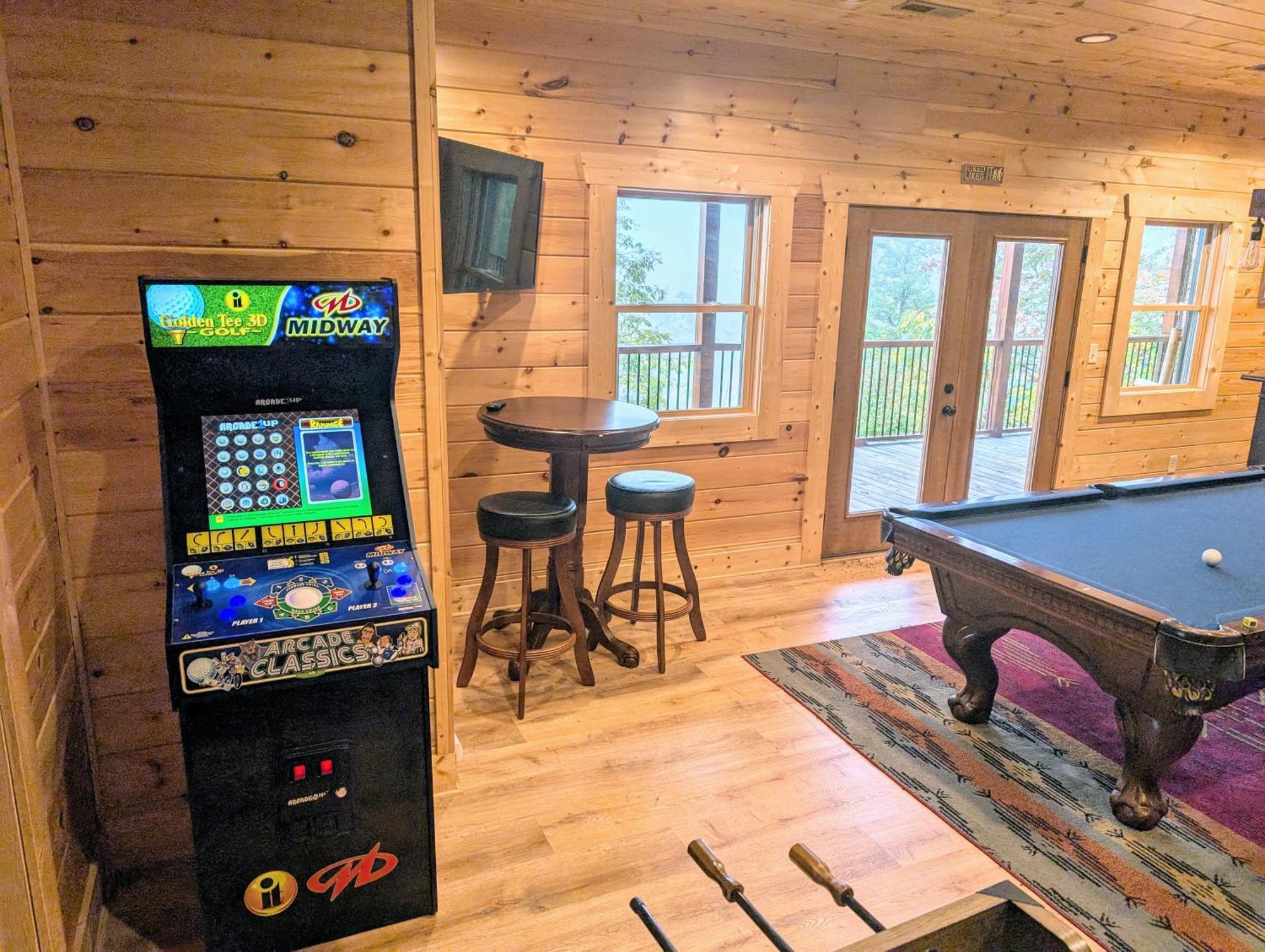 Misty Mountain Adventure Lodge Гатлинбург Экстерьер фото