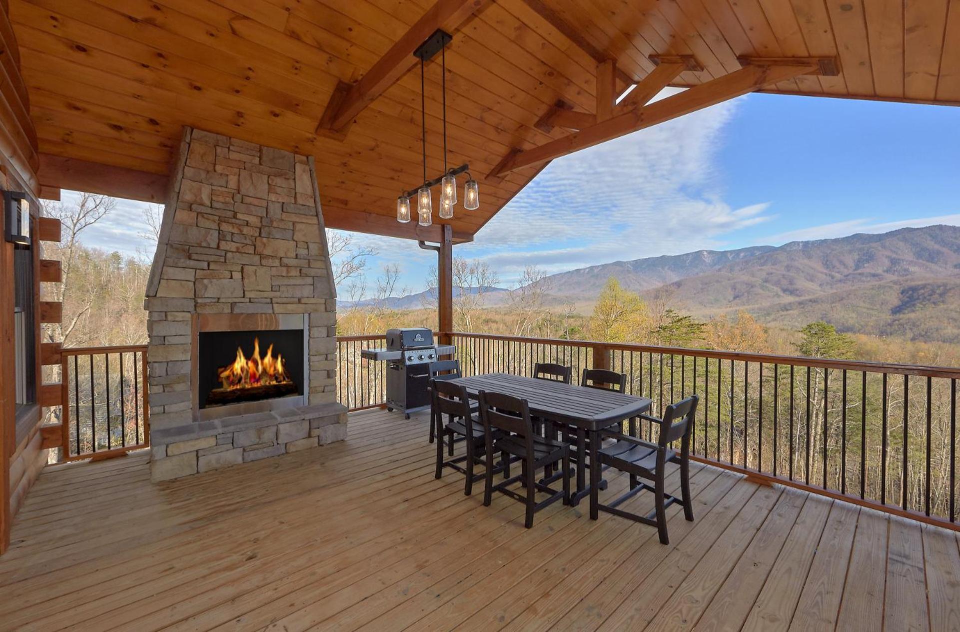 Misty Mountain Adventure Lodge Гатлинбург Экстерьер фото